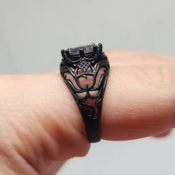 Mystic Topaz ring. SZ 9 - Picture 3 of 3